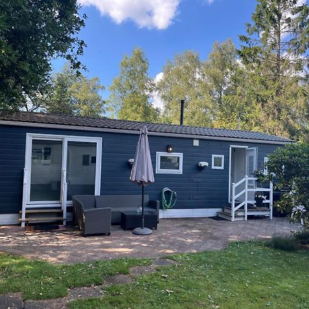 Modern Chalet In De Bossen Van De Veluwe เอเปอ ภายนอก รูปภาพ