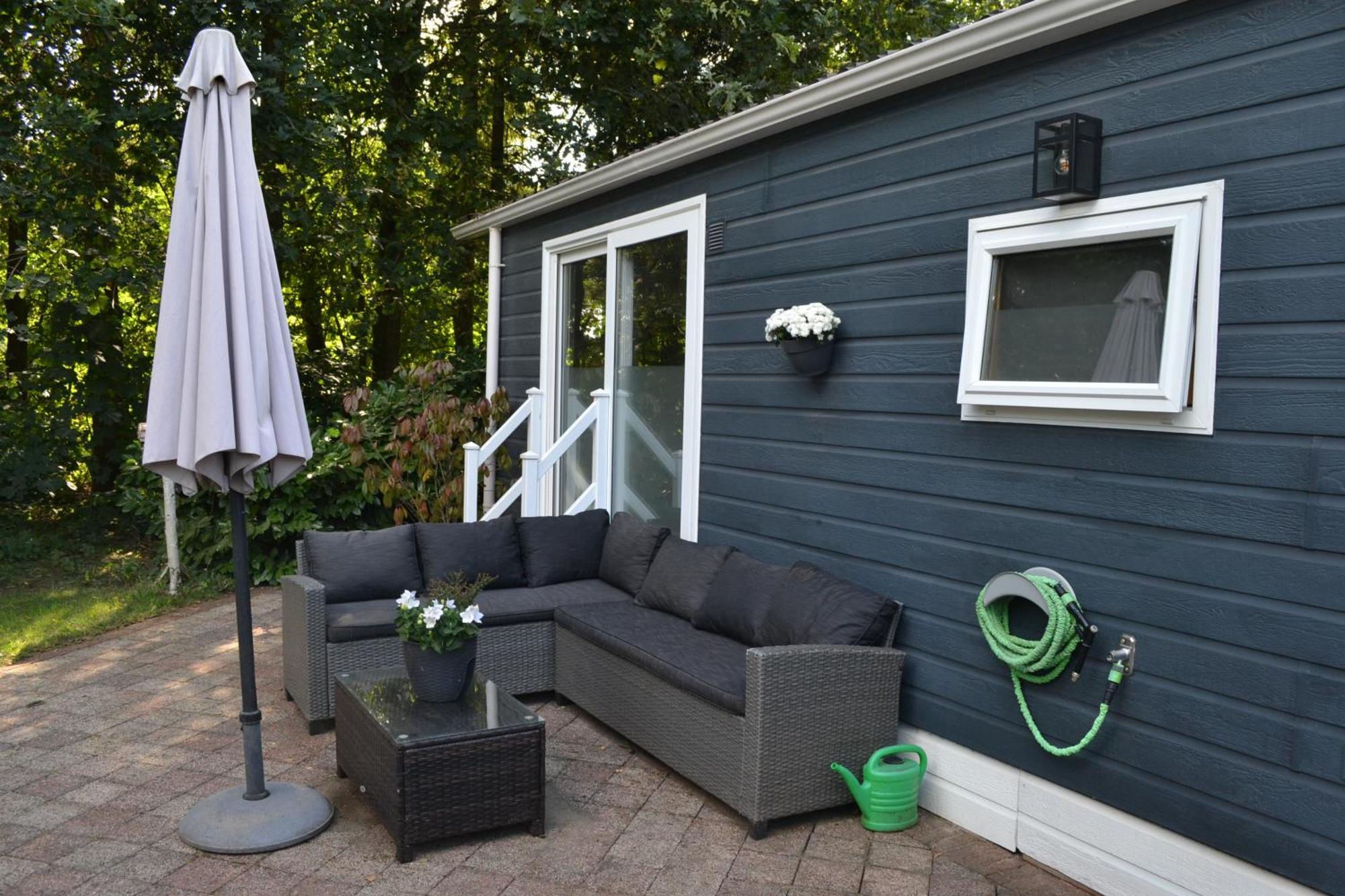 Modern Chalet In De Bossen Van De Veluwe เอเปอ ภายนอก รูปภาพ
